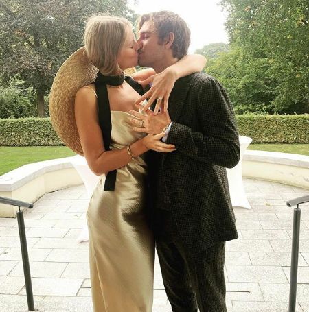 Toni Garrn and Alex Pettyfer wedding day.